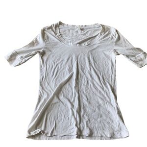 Zenana Outfitters White Shirt